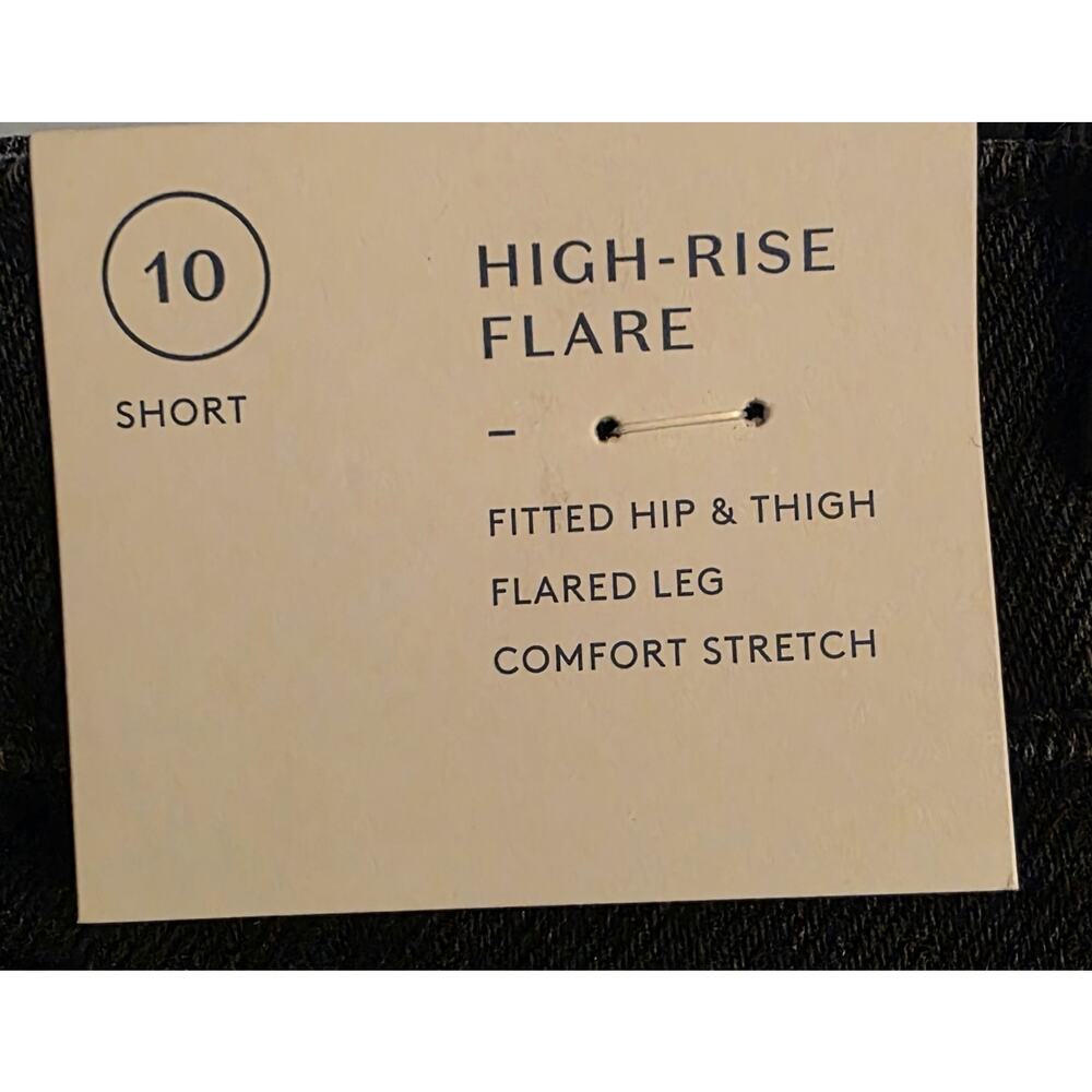 NWT 10S Women's Black Jeans High Rise with Flare Leg Universal Thread MSRP $28 - Picture 3 of 5